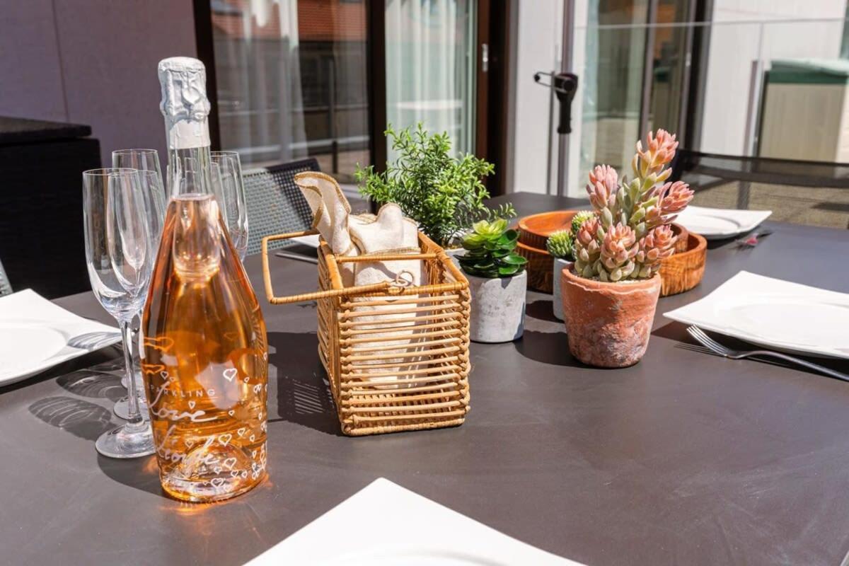 Huswell - Sunny Apartment In Knokke-Heist With Big Terrace Exterior foto